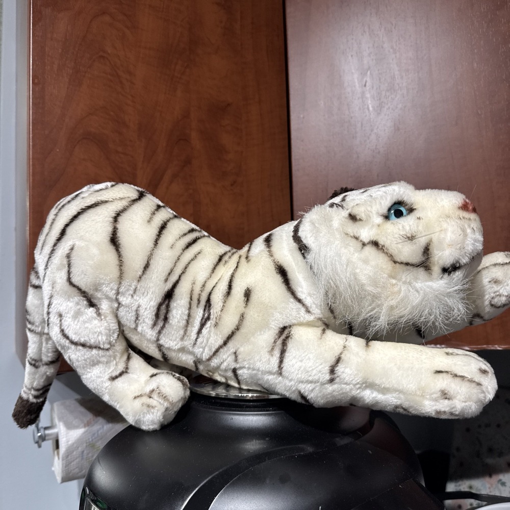 Toy Works White Bengal Tiger 13" Blue Eyes w/Tags Plush Stuffed Animal